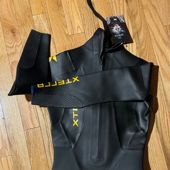 Womens XTERRA Vortex 4 Wetsuit M - Picture 4 of 8